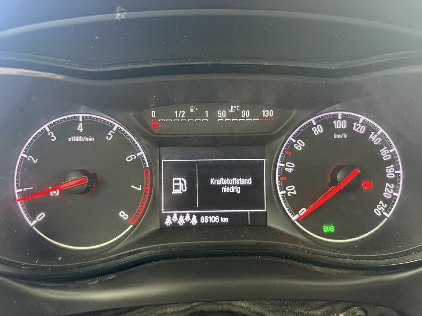 Opel Zafira 1.4 T, fotografija 9