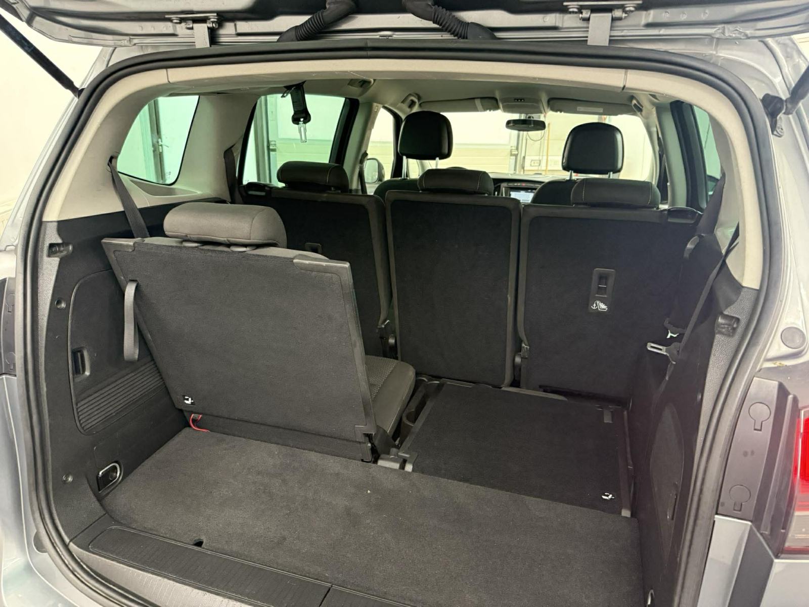 Opel Zafira 1.4 T, fotografija 15