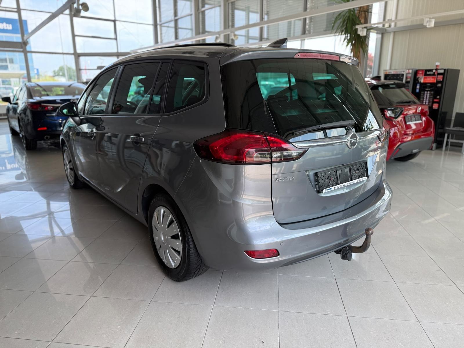 Opel Zafira 1,4 Turbo KAMERA NAVI LED XSENON SERVISNA rezervirano!!!!!, fotografija 5