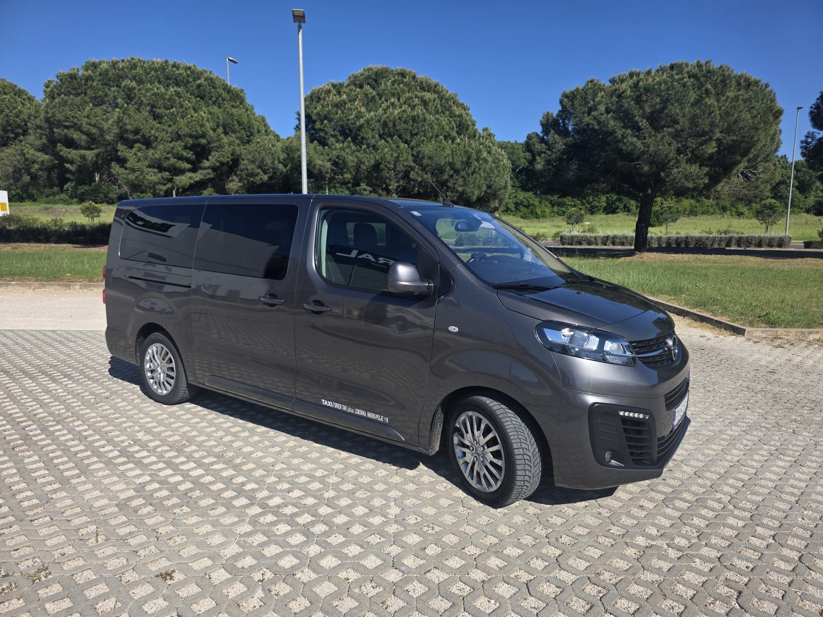 Opel Zafira 1,5 D, fotografija 2