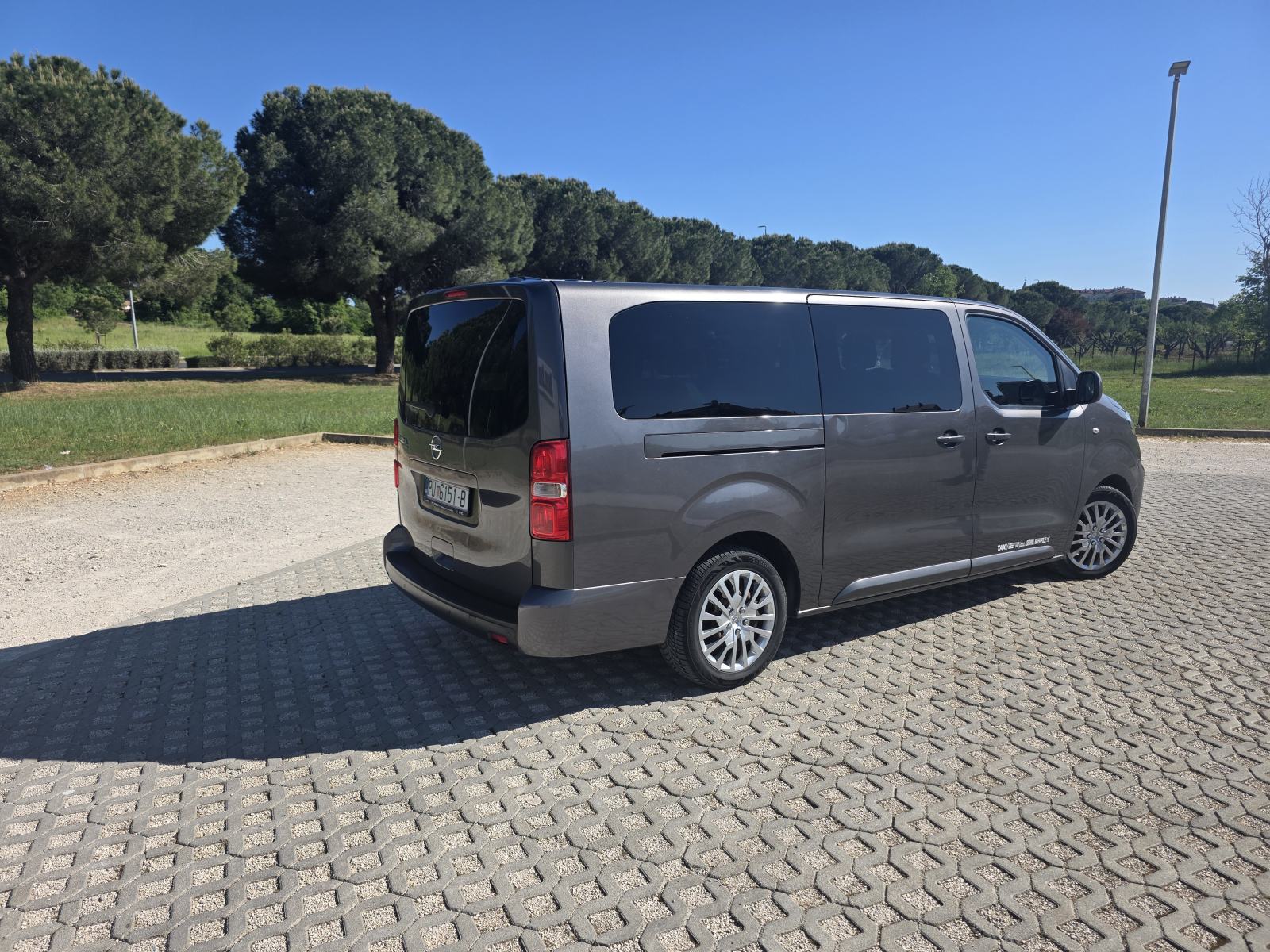 Opel Zafira 1,5 D, fotografija 3