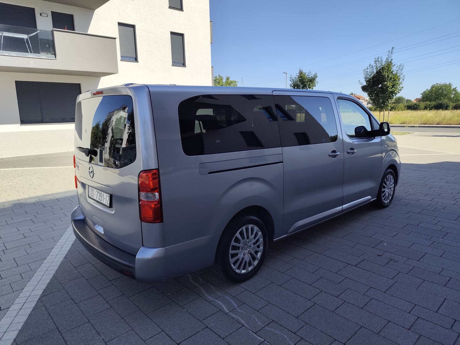KOMBI Opel ,1.5 CDTI 8+1, Navigacija, Ad/temp, parking senzori, fotografija 9