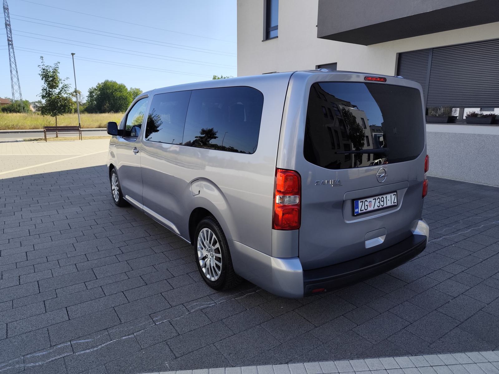 KOMBI Opel ,1.5 CDTI 8+1, Navigacija, Ad/temp, parking senzori, fotografija 10