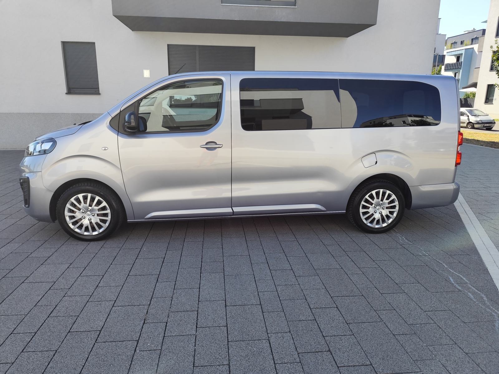 KOMBI Opel ,1.5 CDTI 8+1, Navigacija, Ad/temp, parking senzori, fotografija 11