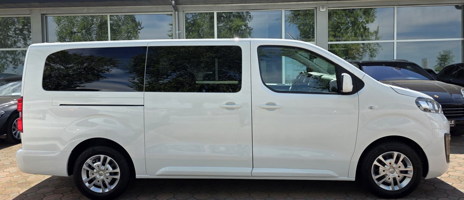 Opel Zafira 1,5D, 9 SJED., LONG PRODUŽENI, DUPLA KLIMA, TEMP, U PDV-u., fotografija 5