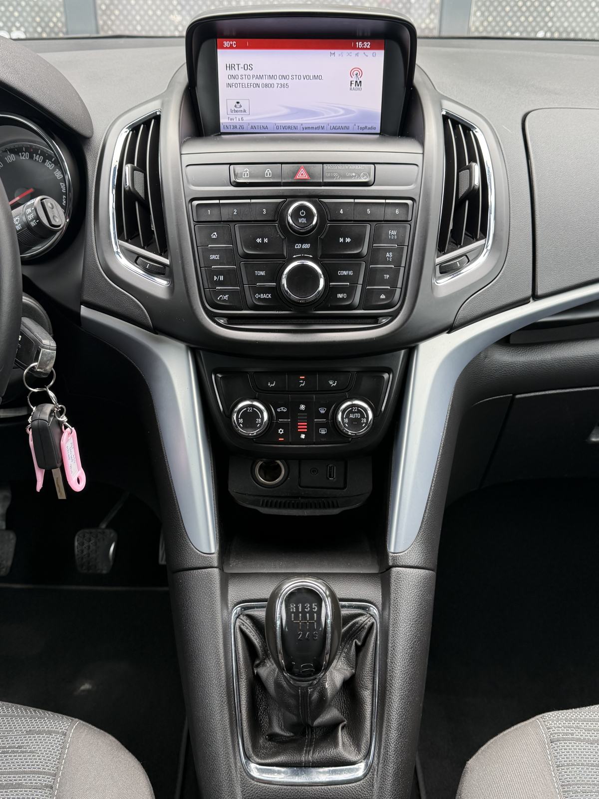 Opel Zafira 1,6 CDTi ** JAMSTVO 12 MJESECI , REG 4/27, ALU 17 **, fotografija 12
