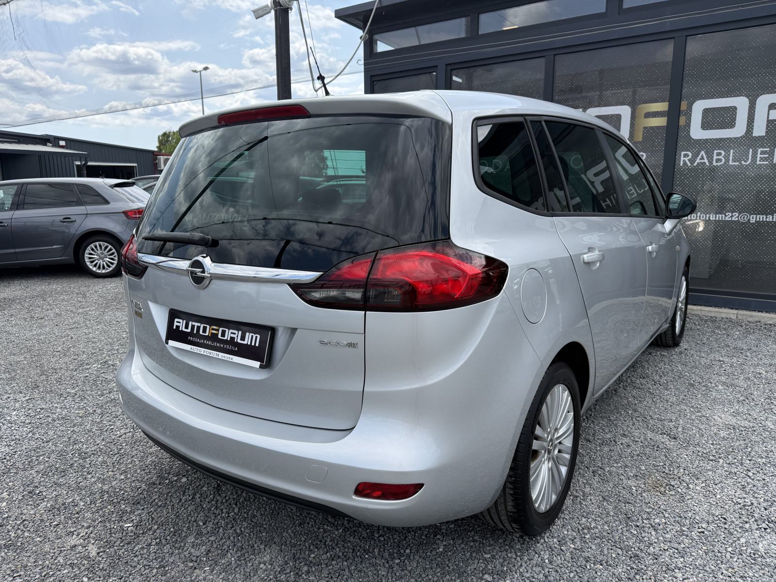 Opel Zafira 1,6 CDTi ** JAMSTVO 12 MJESECI , REG 4/27, ALU 17 **, fotografija 6