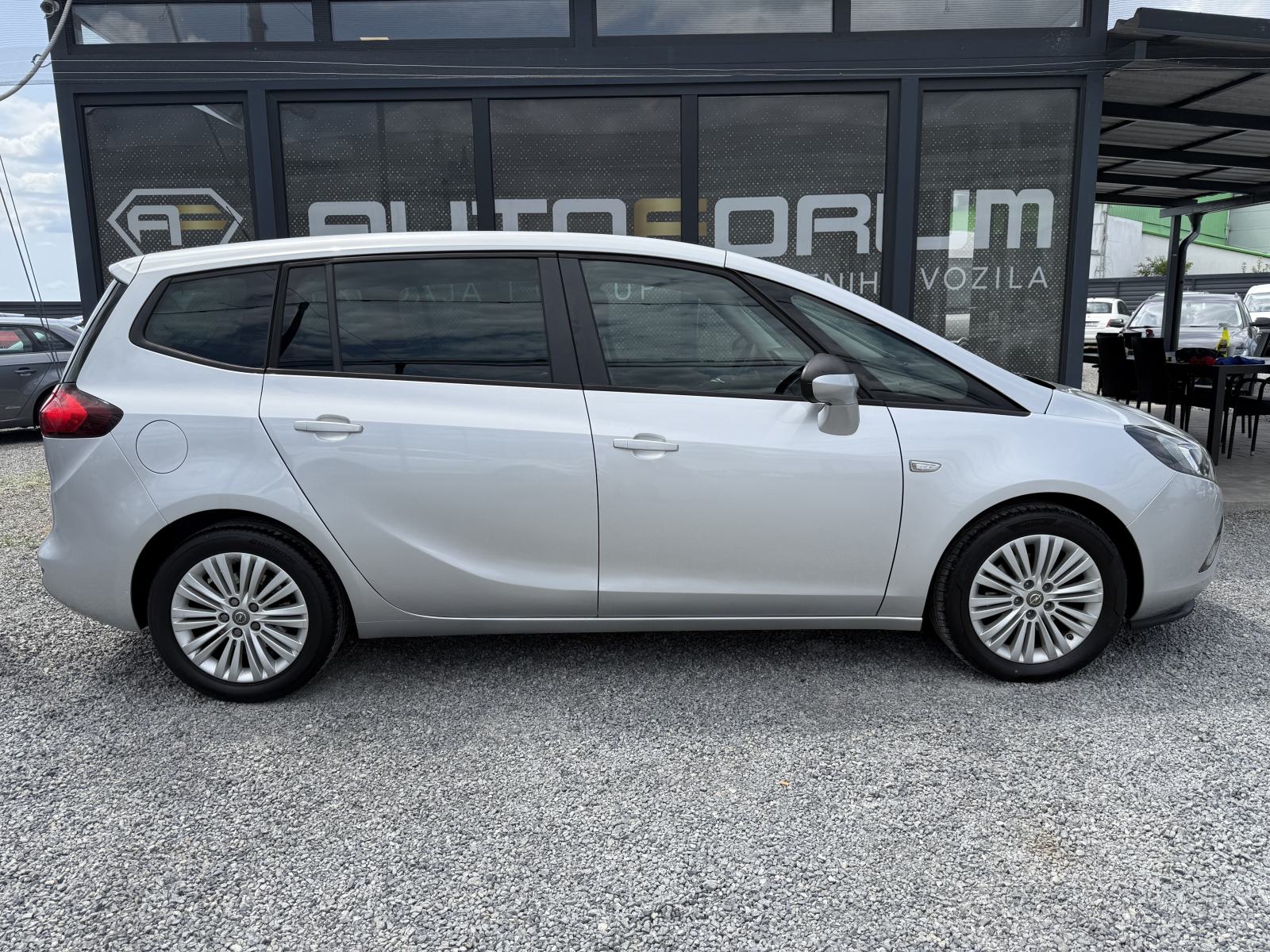 Opel Zafira 1,6 CDTi ** JAMSTVO 12 MJESECI , REG 4/27, ALU 17 **, fotografija 8