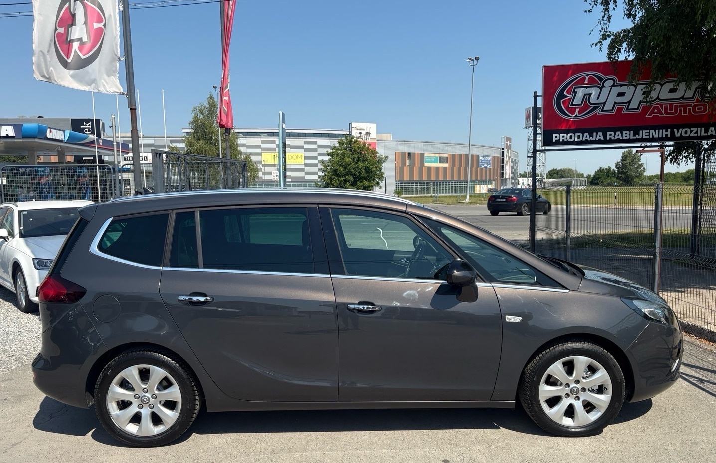Opel Zafira 1,6 CDTI KLIMA - TEMPOMAT - AUTOKREDIT, fotografija 7