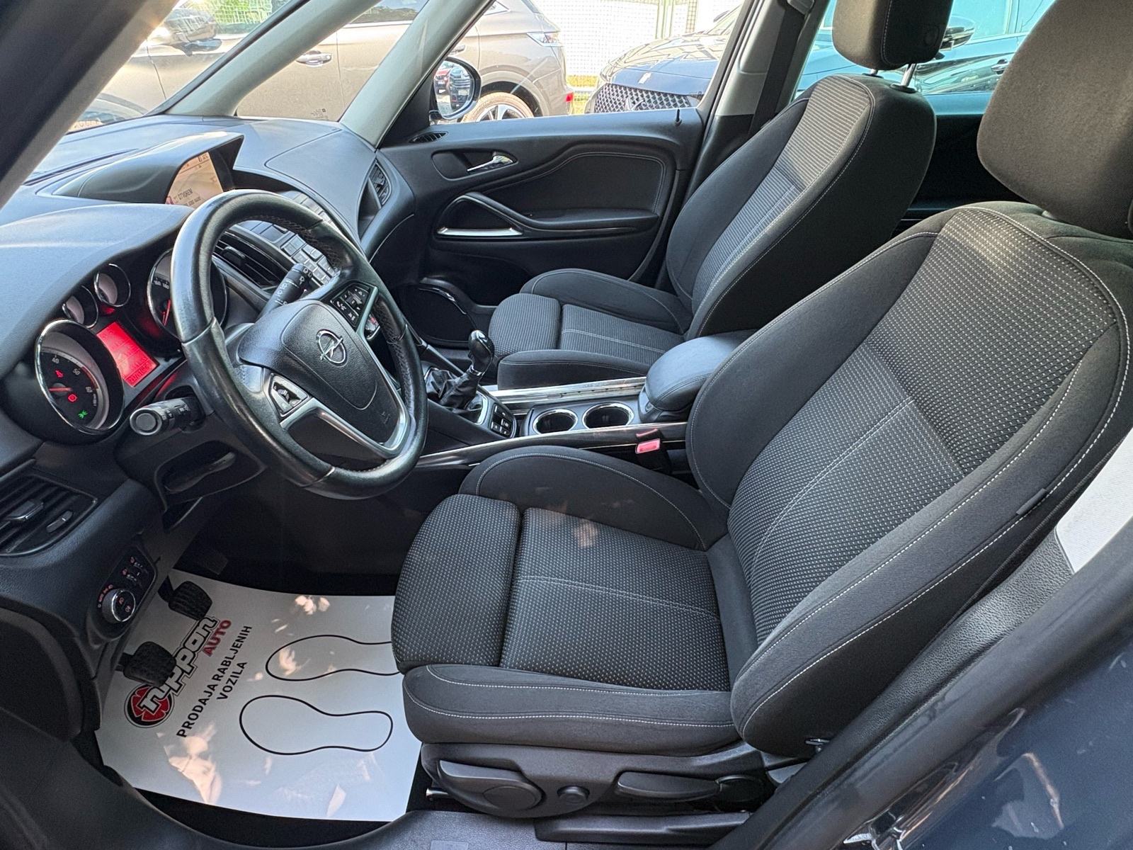Opel Zafira 1,6 CDTI KLIMA - TEMPOMAT - AUTOKREDIT, fotografija 11