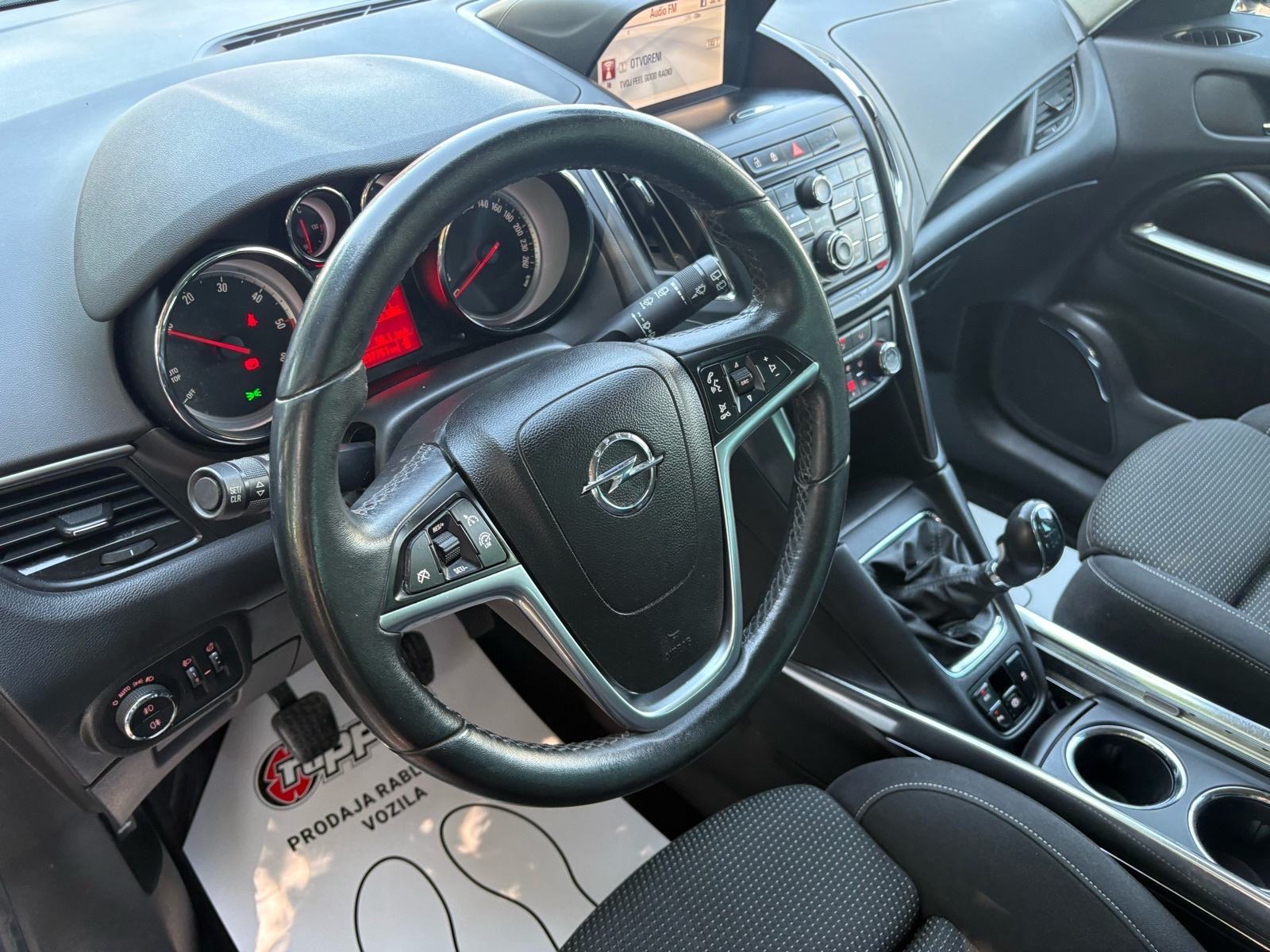 Opel Zafira 1,6 CDTI KLIMA - TEMPOMAT - AUTOKREDIT, fotografija 9