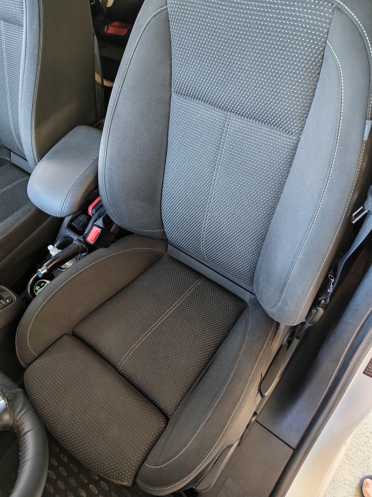 Opel Zafira 1,6 CDTI, fotografija 13