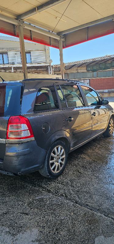 Opel Zafira 1,6, fotografija 3