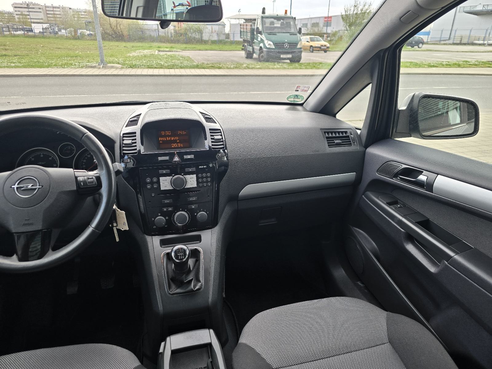 Opel Zafira 1,7 CDTI / 7 sijedala / Klima / Servisna / 1 Vlasnik /, fotografija 13