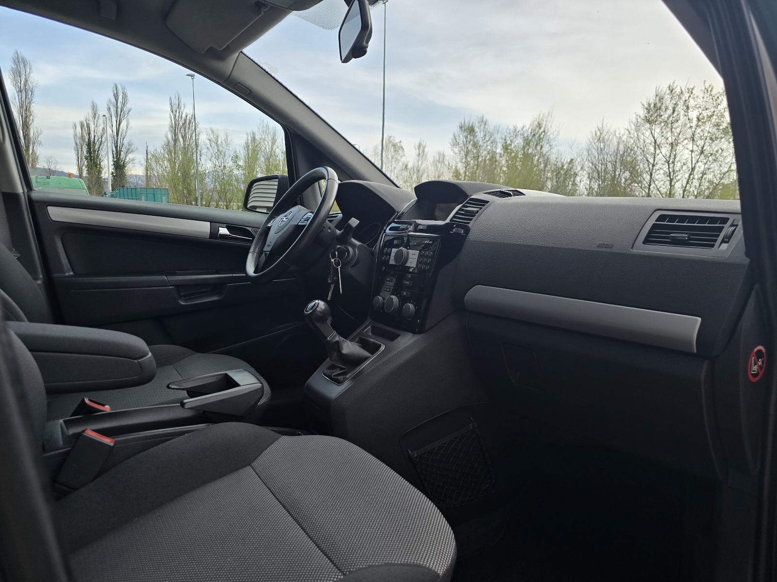 Opel Zafira 1,7 CDTI / 7 sijedala / Klima / Servisna / 1 Vlasnik /, fotografija 15