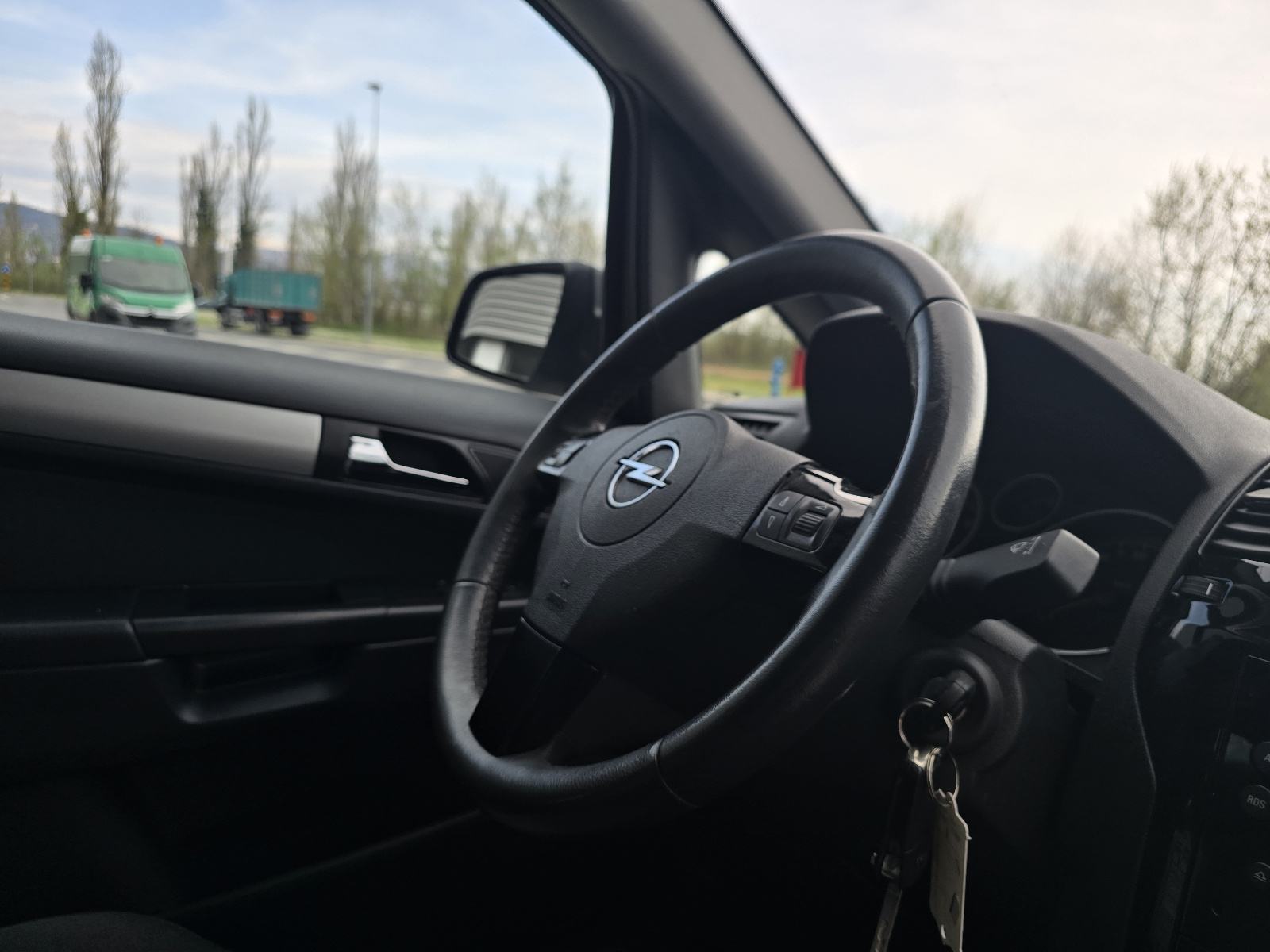 Opel Zafira 1,7 CDTI / 7 sijedala / Klima / Servisna / 1 Vlasnik /, fotografija 19