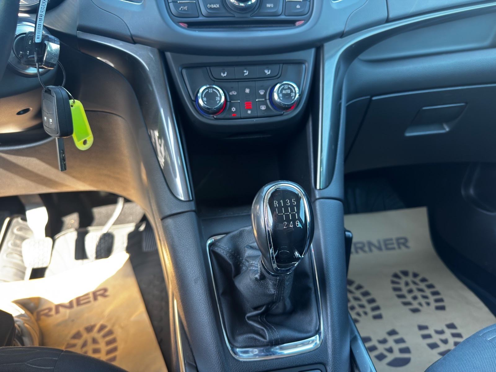 Opel Zafira 1,6 CDTI OPC LINE, fotografija 13