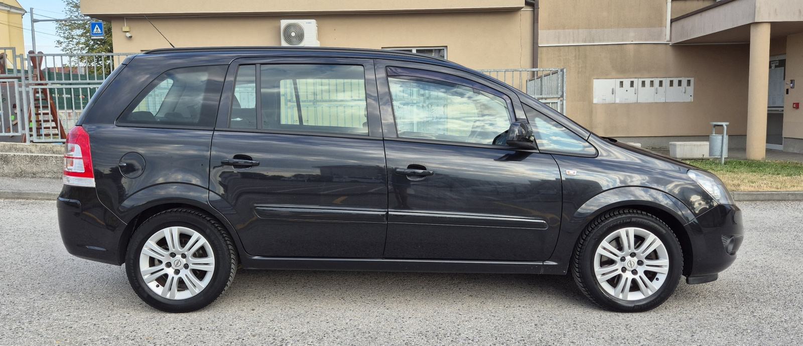 Opel Zafira 1,7 CDTI, fotografija 4
