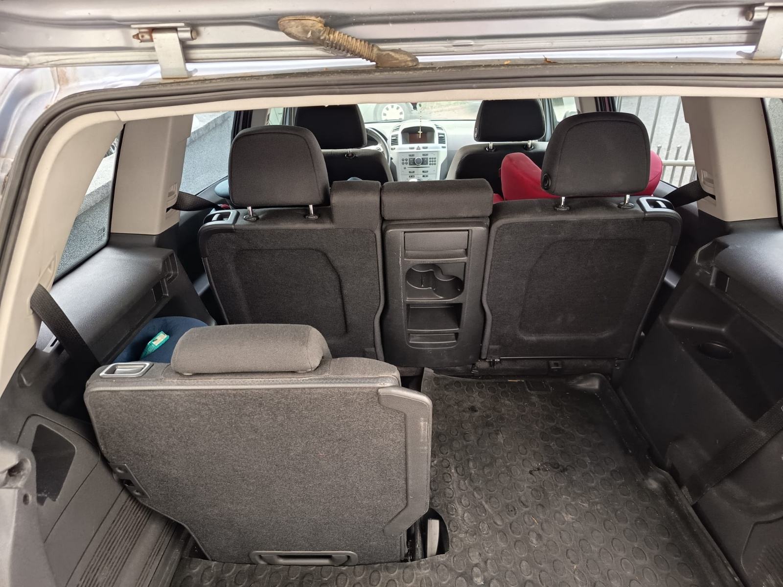 Opel Zafira 1,8, fotografija 9