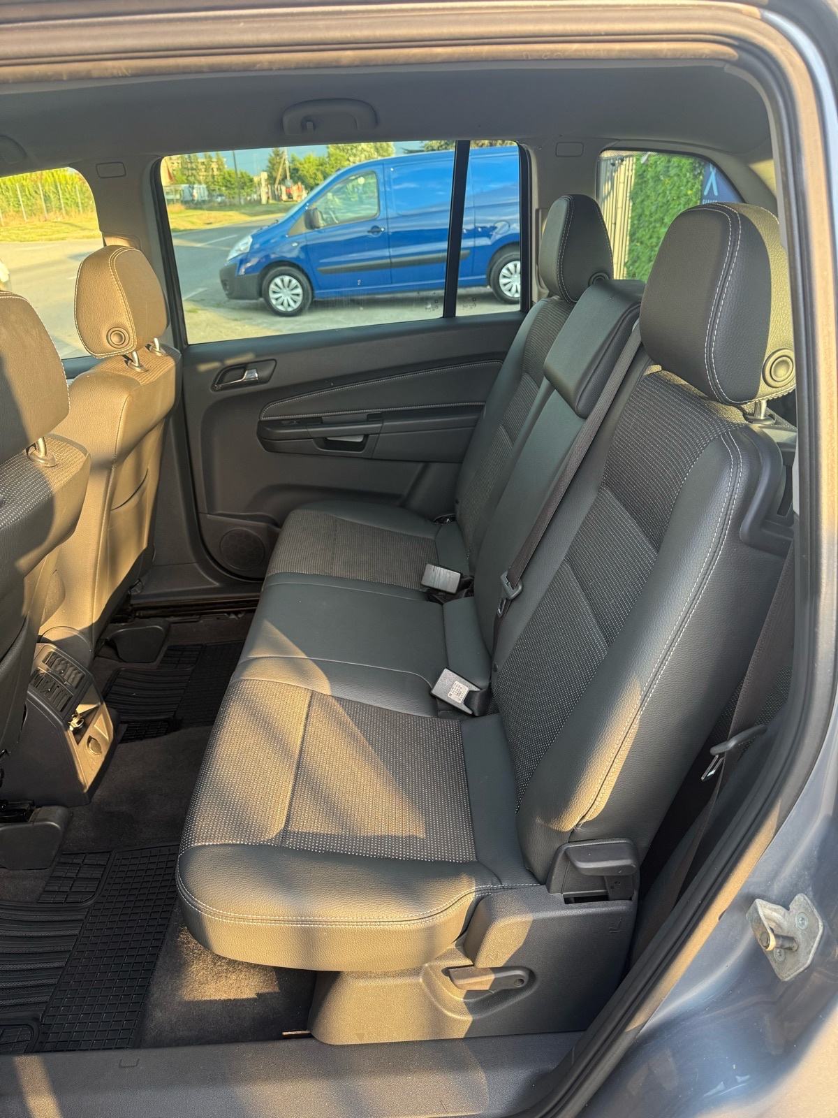 Opel Zafira 1,9 CDTI COSMO 7 sjedala, xenon, navi, temp., 150ks, fotografija 17