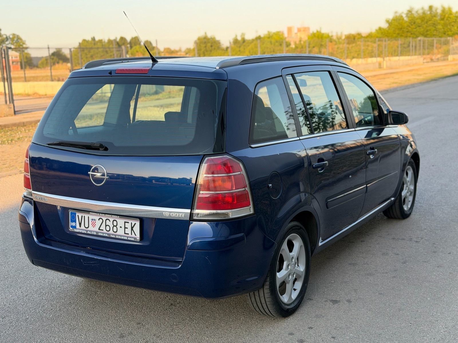 Opel Zafira 1,9 CDTI, fotografija 5