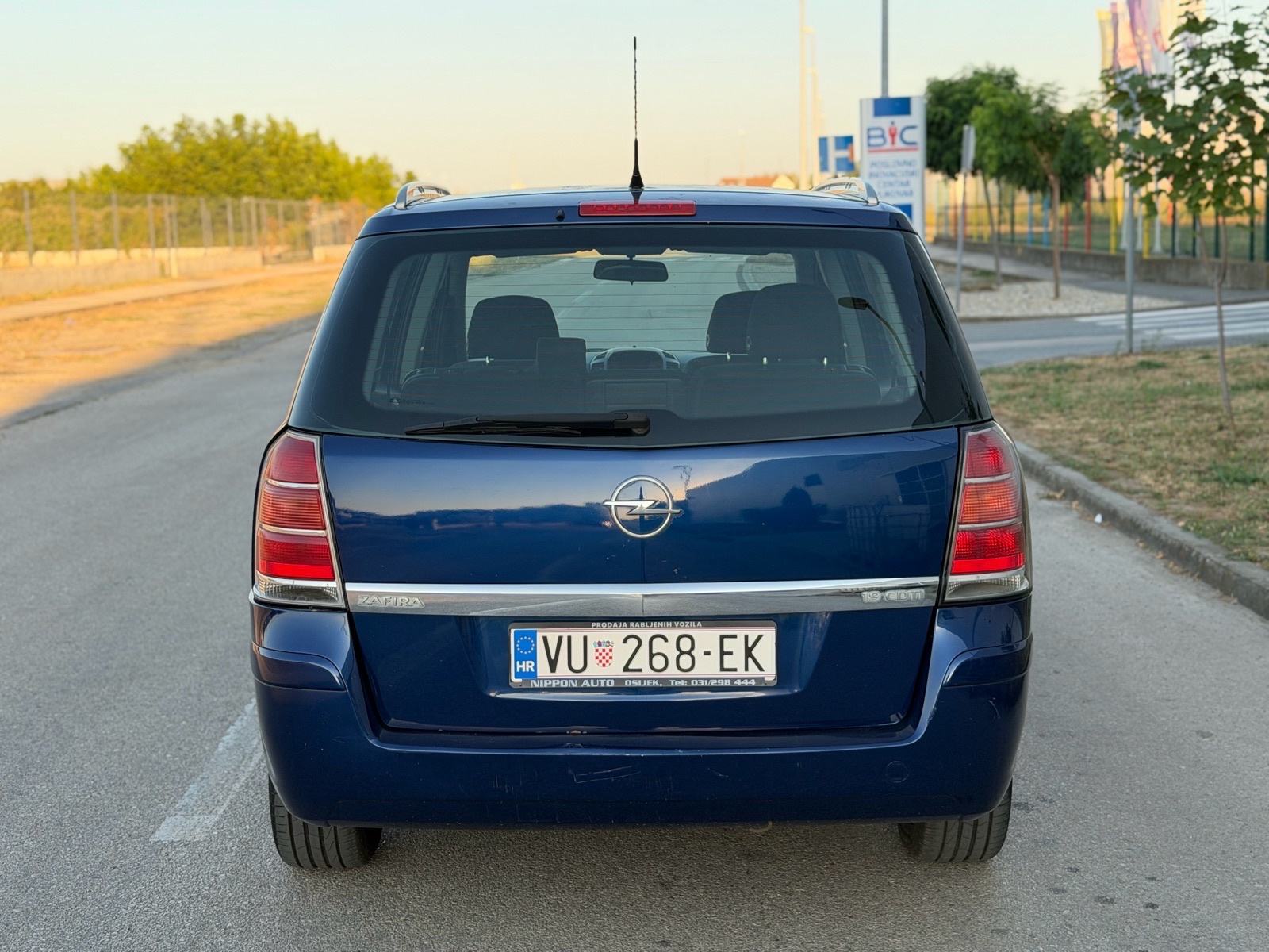 Opel Zafira 1,9 CDTI, fotografija 6
