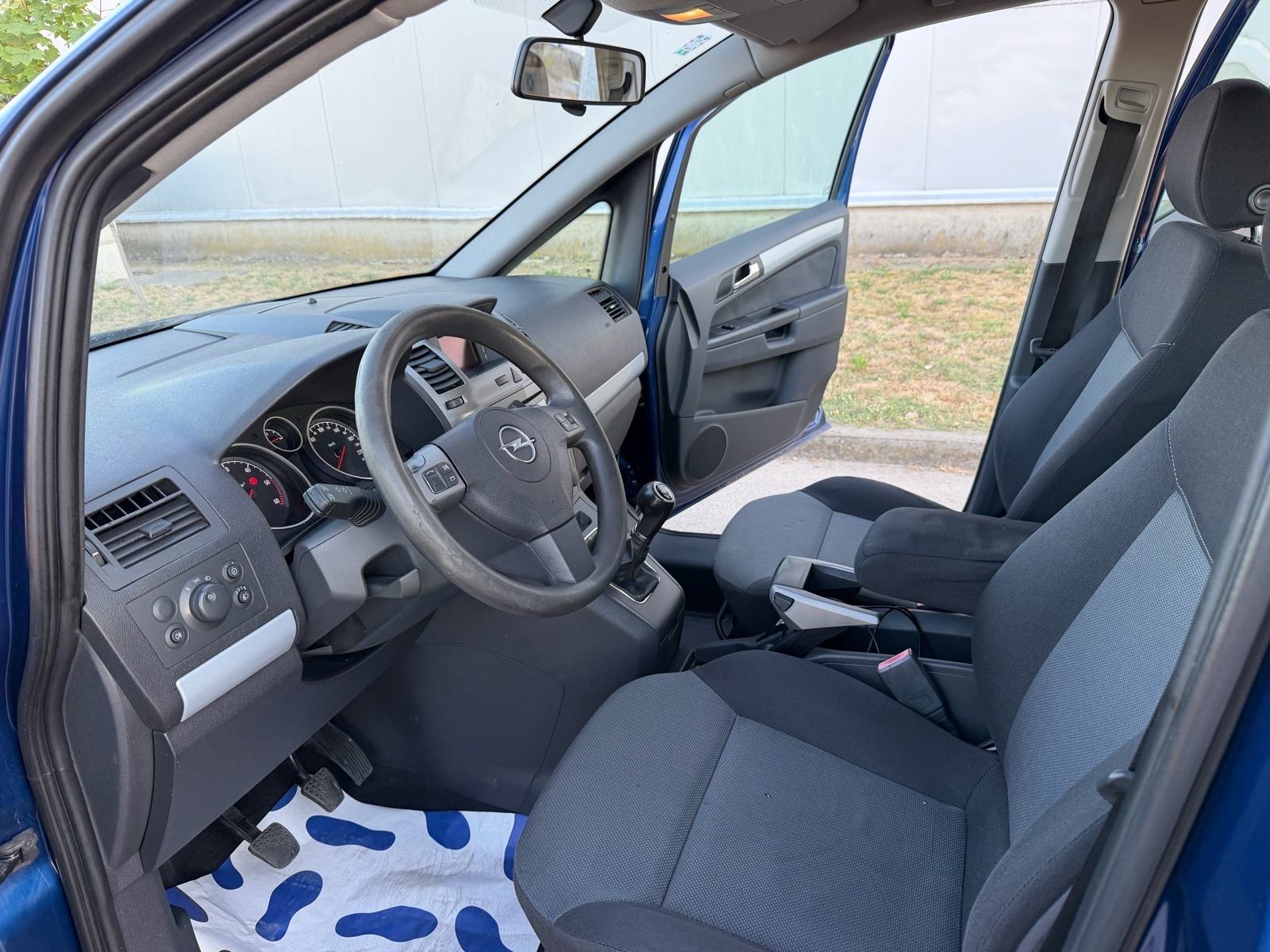 Opel Zafira 1,9 CDTI, fotografija 9