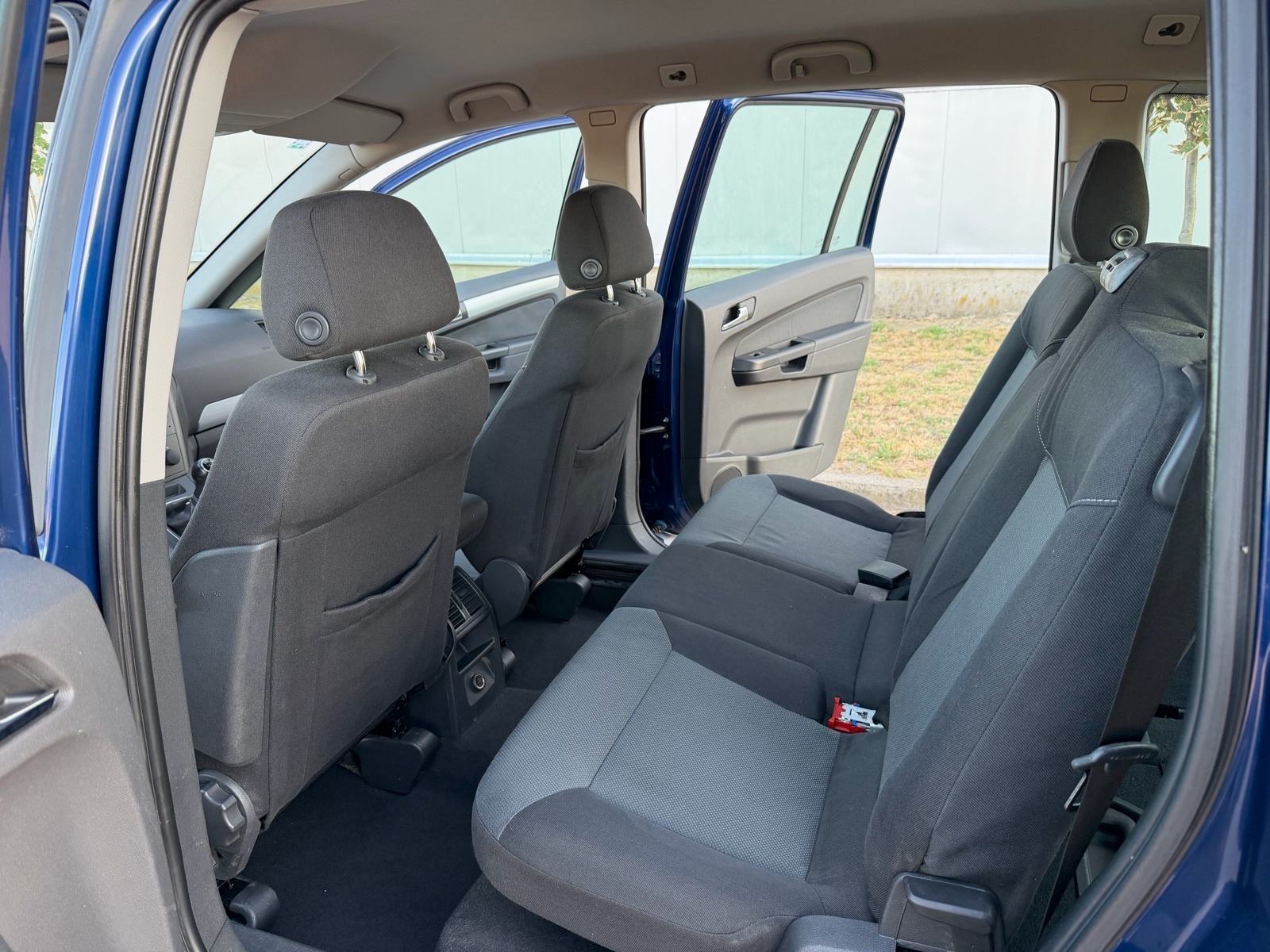 Opel Zafira 1,9 CDTI, fotografija 12