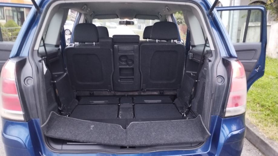 Opel Zafira 1,9 CDTI, fotografija 9