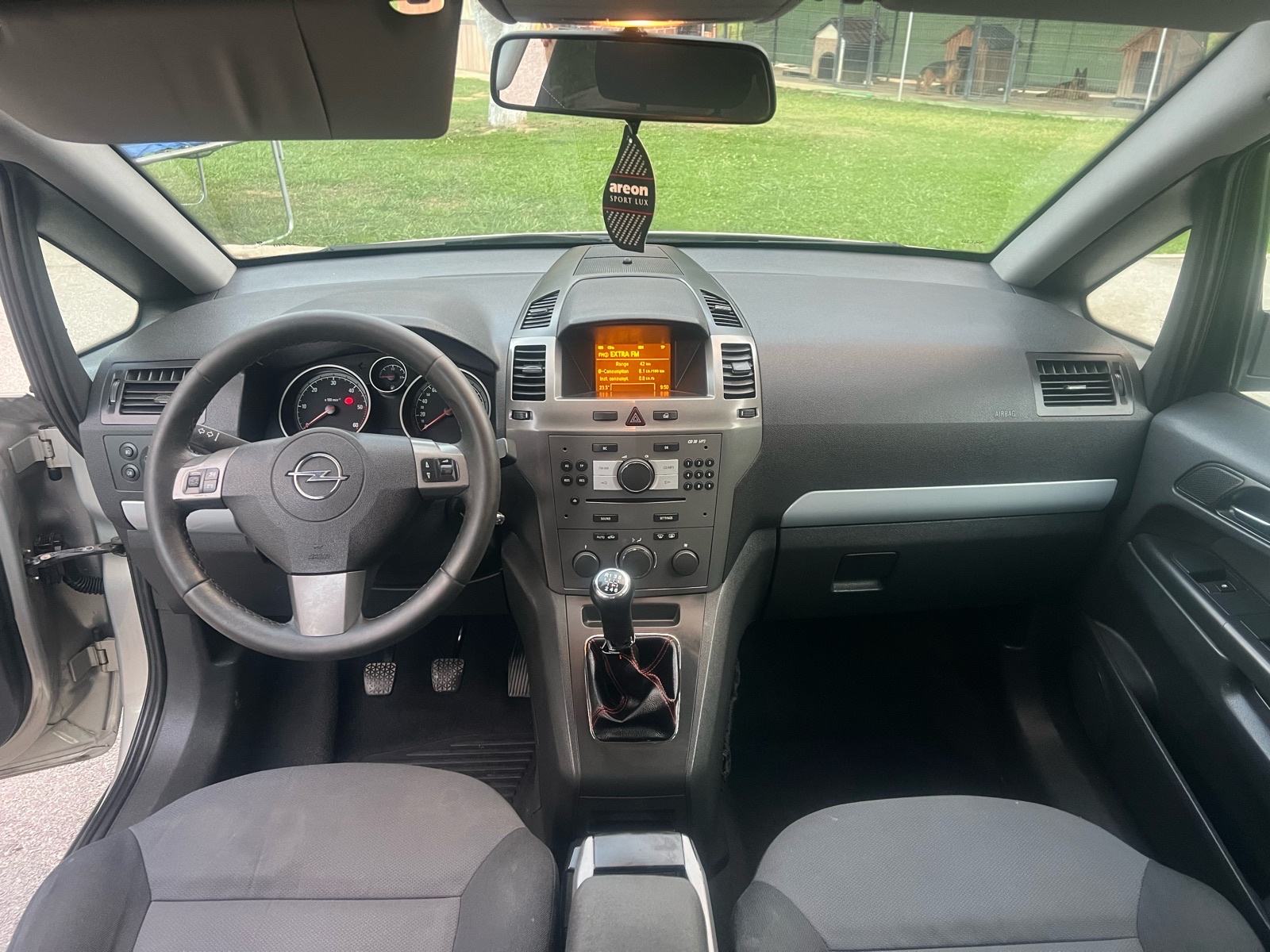 Opel Zafira 1,9 CDTI, fotografija 9