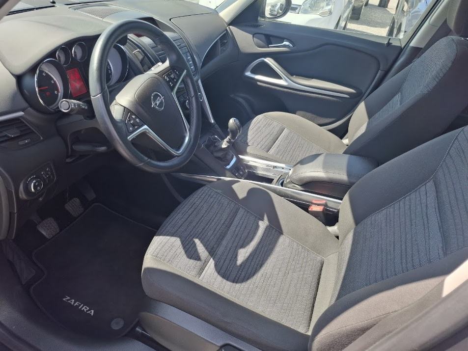 Opel Zafira 2,0 130KM 1.lastnik - samo 81.368 kilometrov, fotografija 5