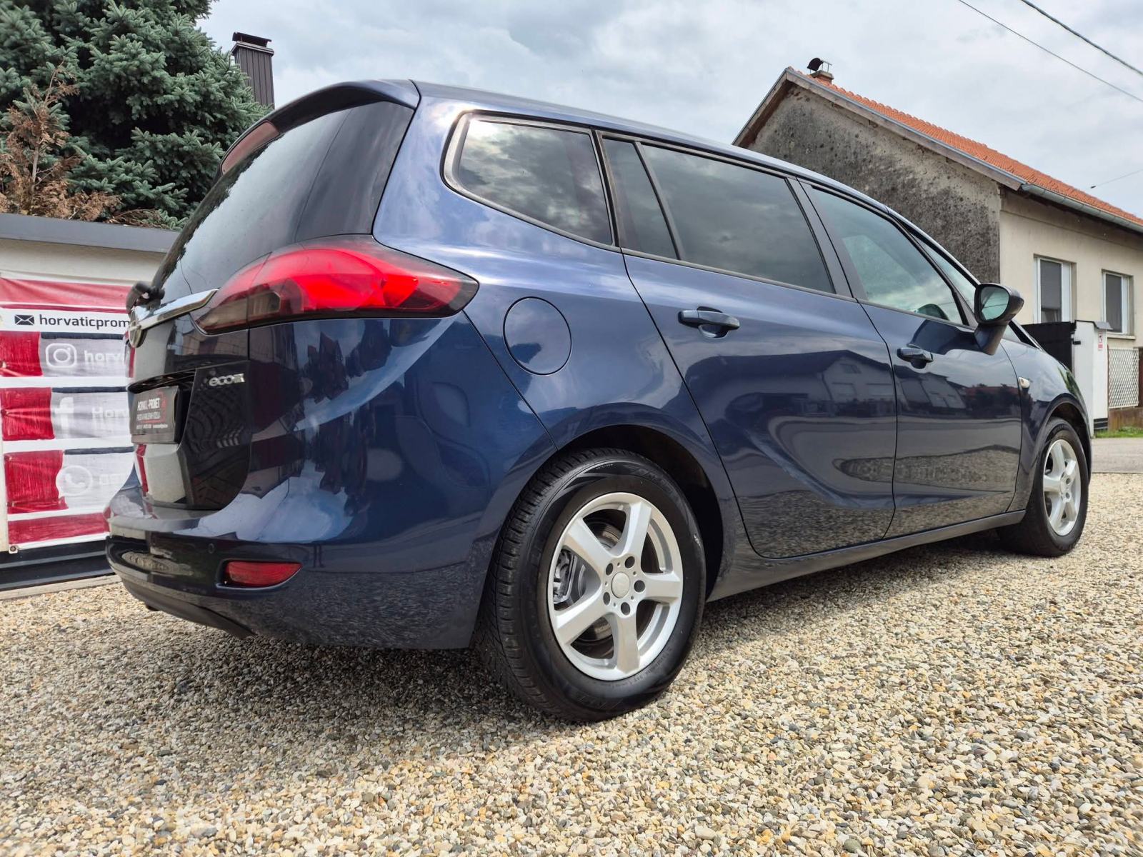 Opel Zafira 2,0 Cdti,130 ks,6 brzina,servisirana,odlična, fotografija 10