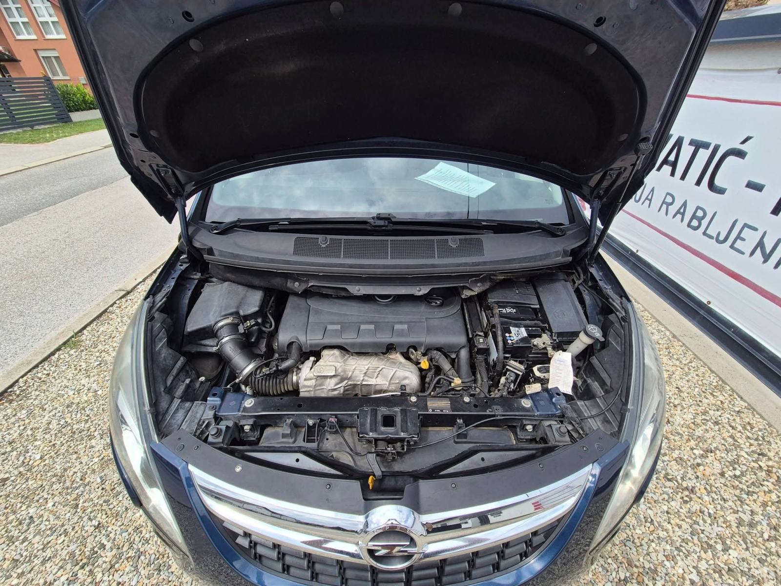 Opel Zafira 2,0 Cdti,130 ks,6 brzina,servisirana,odlična, fotografija 20