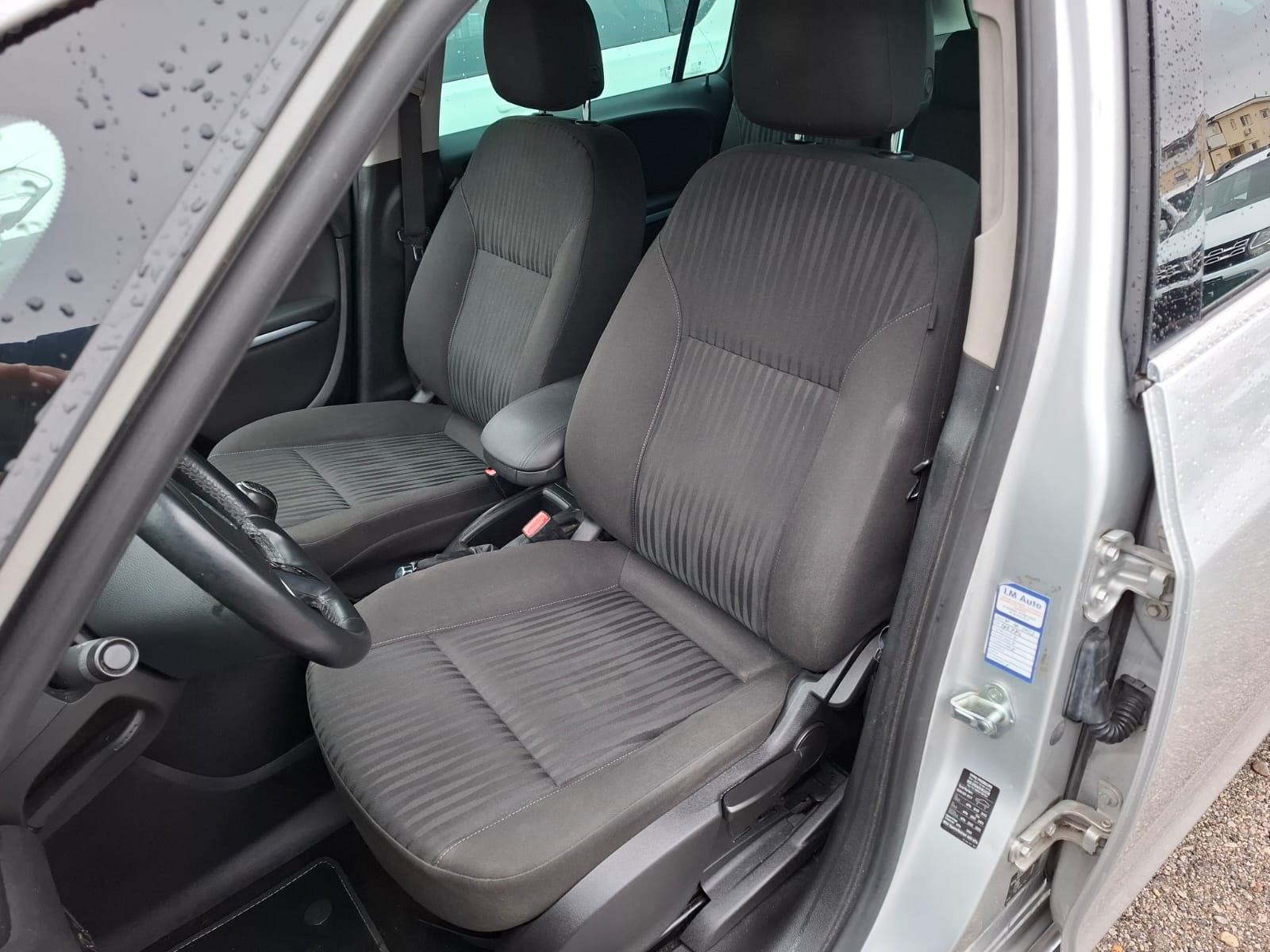 Opel Zafira 2.0 CDTi ++ 7 SJEDALA / rata 72,00EUR/mj. / KREDIT++, fotografija 13