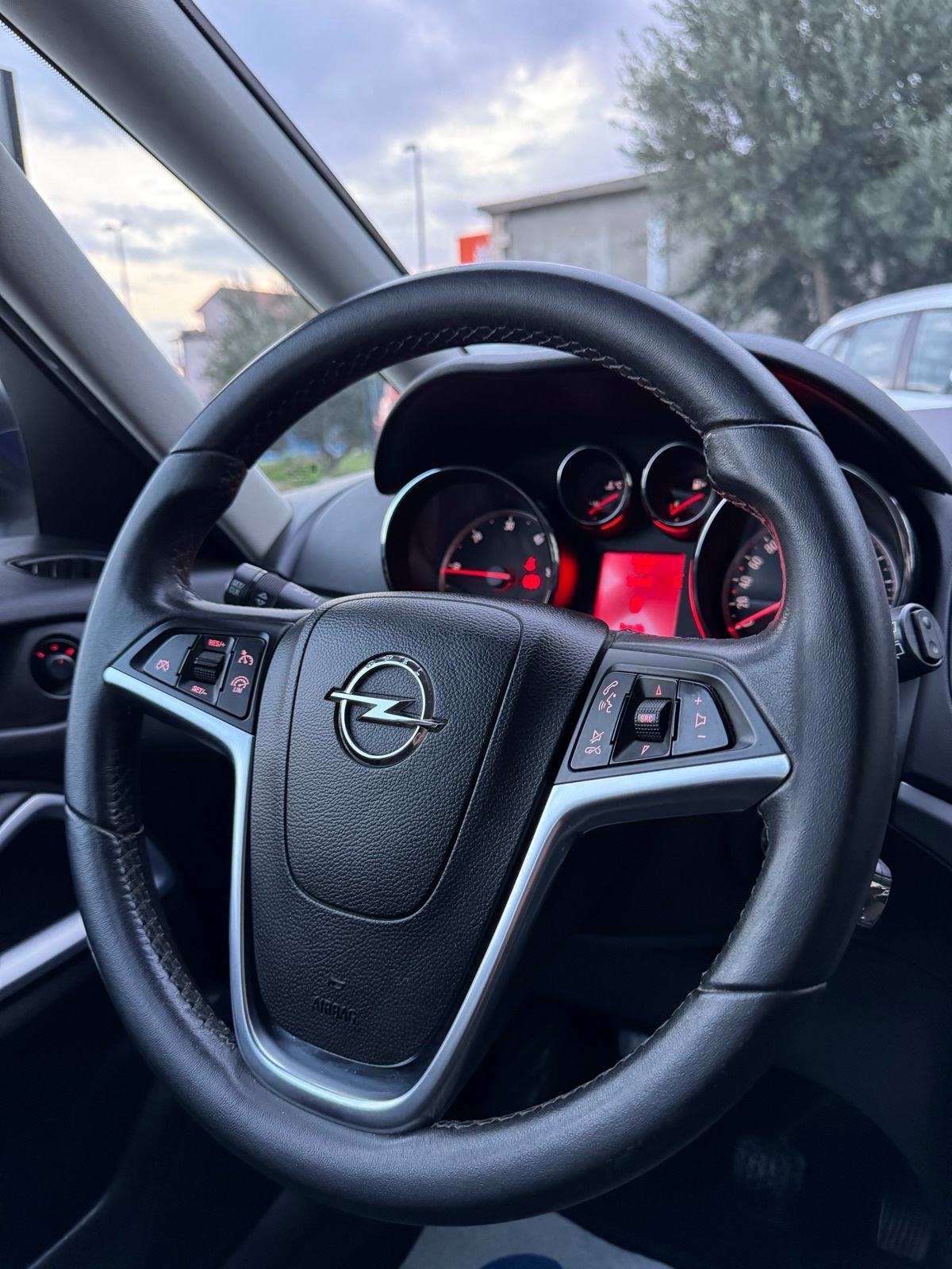 Opel Zafira 2,0 CDTI—Mod 2014—7 SJEDALA—REG.GOD.DANA—2 SETA KOTAČA—TOP, fotografija 17