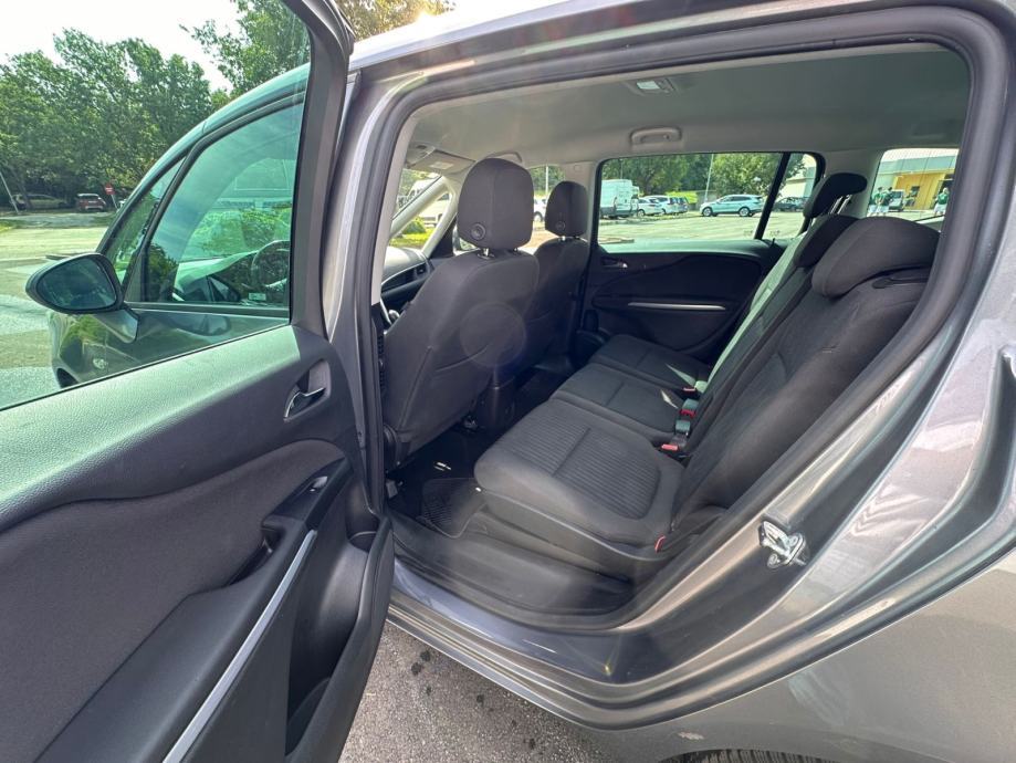Opel Zafira 2.0 CDTI, fotografija 7