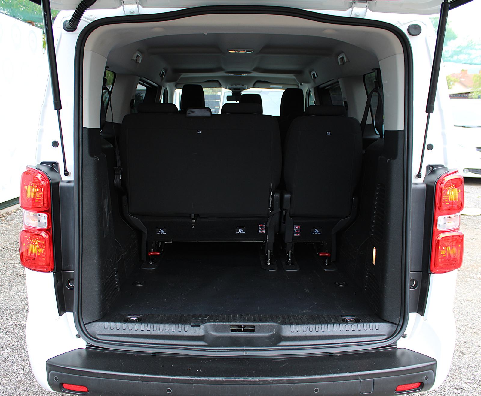 Opel Zafira 2,0 D aut. XL-9sed.-2xKLIMA-temp.-kamera, fotografija 19