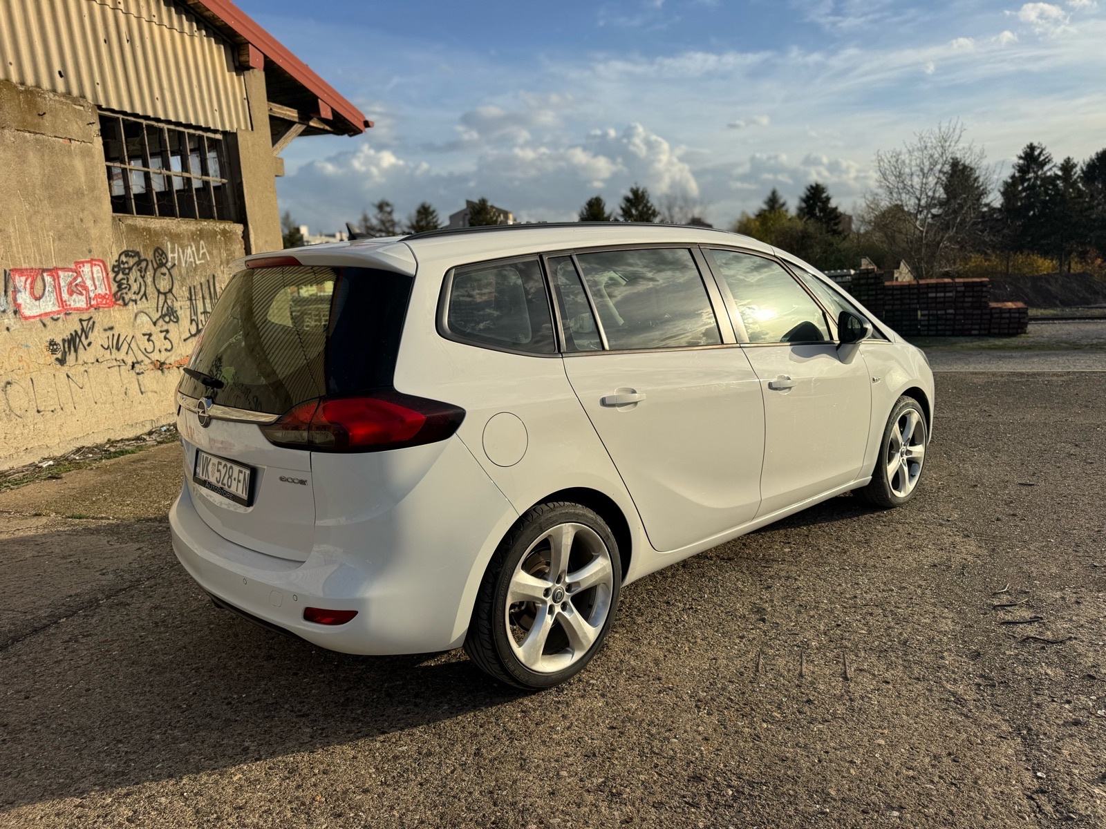 Opel Zafira Tourer, fotografija 4