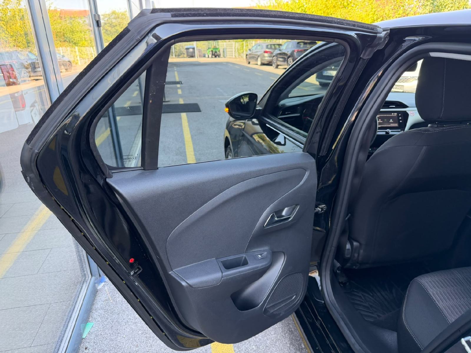 OPELCORSA EDITION 1,2 MT5 *LEASING BEZ UČEŠĆA*, fotografija 17