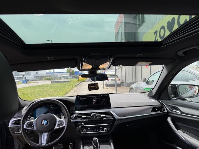 Ima sve-BMW 545 e M-4x4,Plug in Hybrid-Benz-394ks,g 2021 PROČI.OPIS, fotografija 15