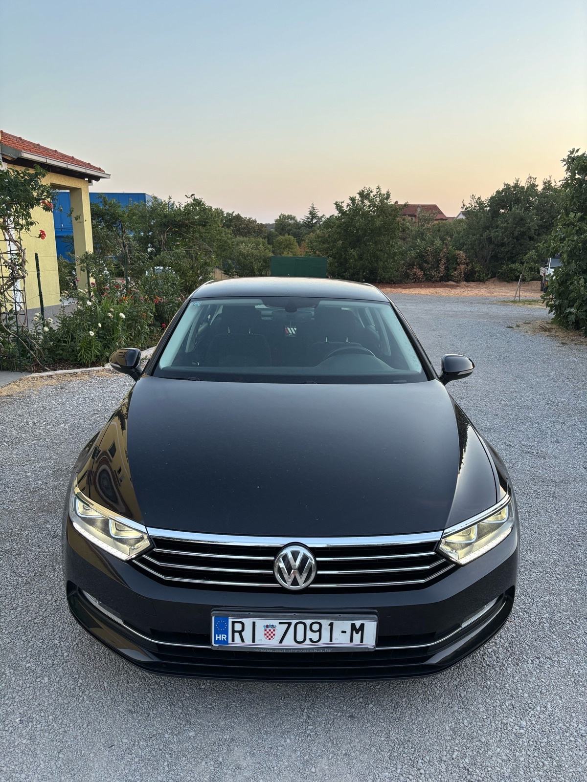 PASSAT 2.0 TDI,HR AUTO,REG.G.DANA,VELIKI SERVIS,KOMPL.SERVISNA., fotografija 8