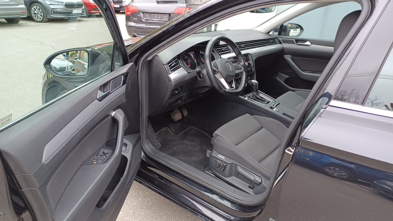 Passat 2.0TDI 110kw,DSG,BUSINESS,LED,NAVI,ACC Tempo.,ergo Comfort.2020, fotografija 8