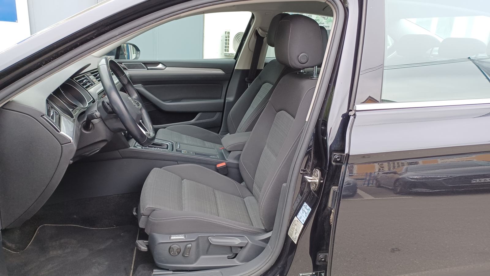 Passat 2.0TDI 110kw,DSG,BUSINESS,LED,NAVI,ACC Tempo.,ergo Comfort.2020, fotografija 10