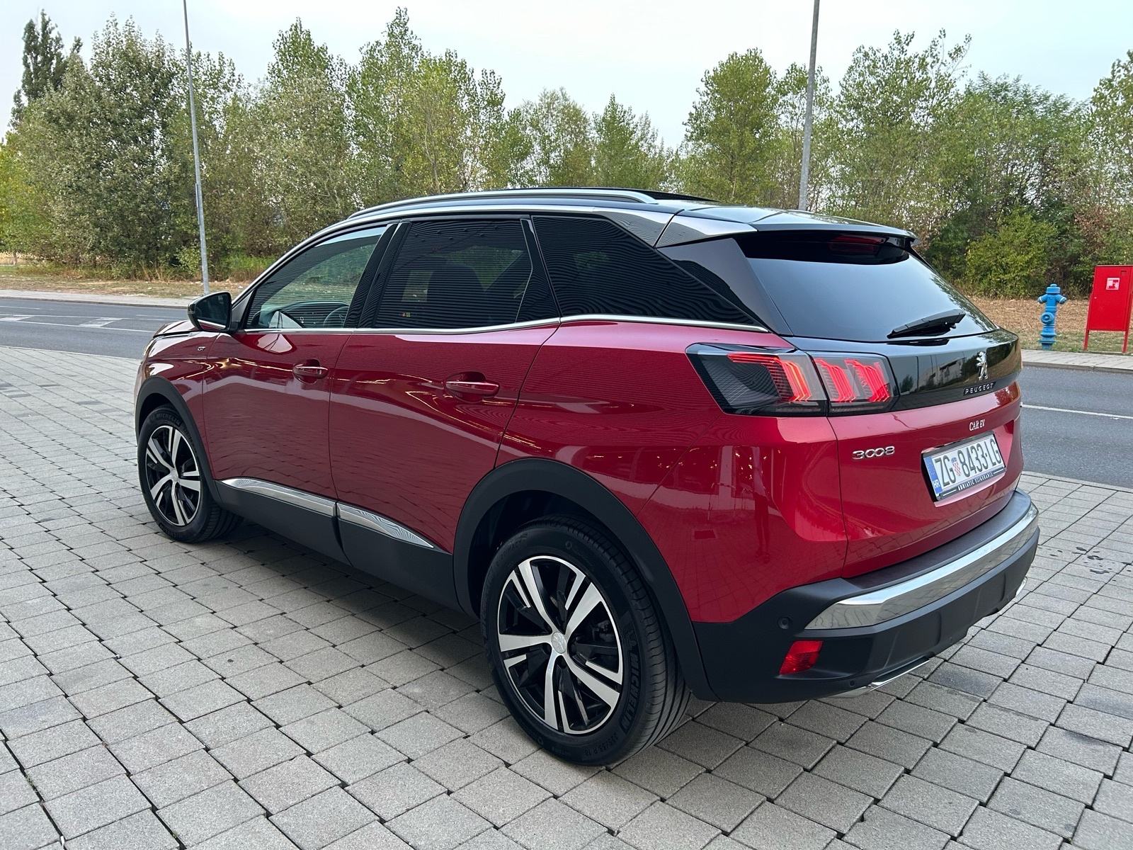 Peugeot 1.5 hdi GT automatic , Registriran 1 godinu 23 300 €, fotografija 4