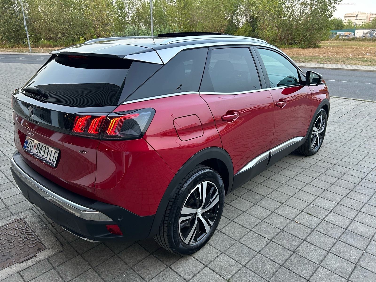 Peugeot 1.5 hdi GT automatic , Registriran 1 godinu 23 300 €, fotografija 18