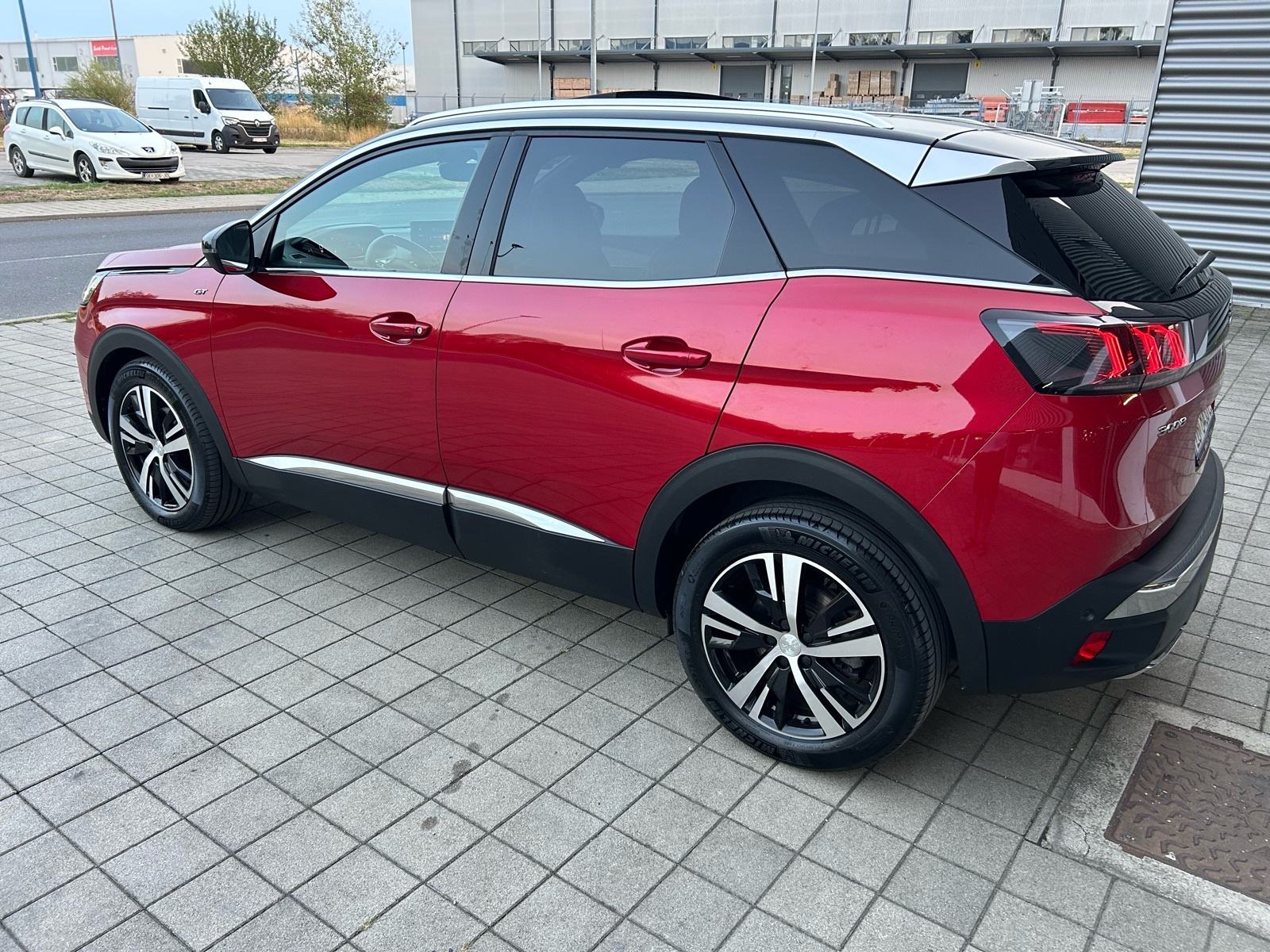 Peugeot 1.5 hdi GT automatic , Registriran 1 godinu 23 300 €, fotografija 19