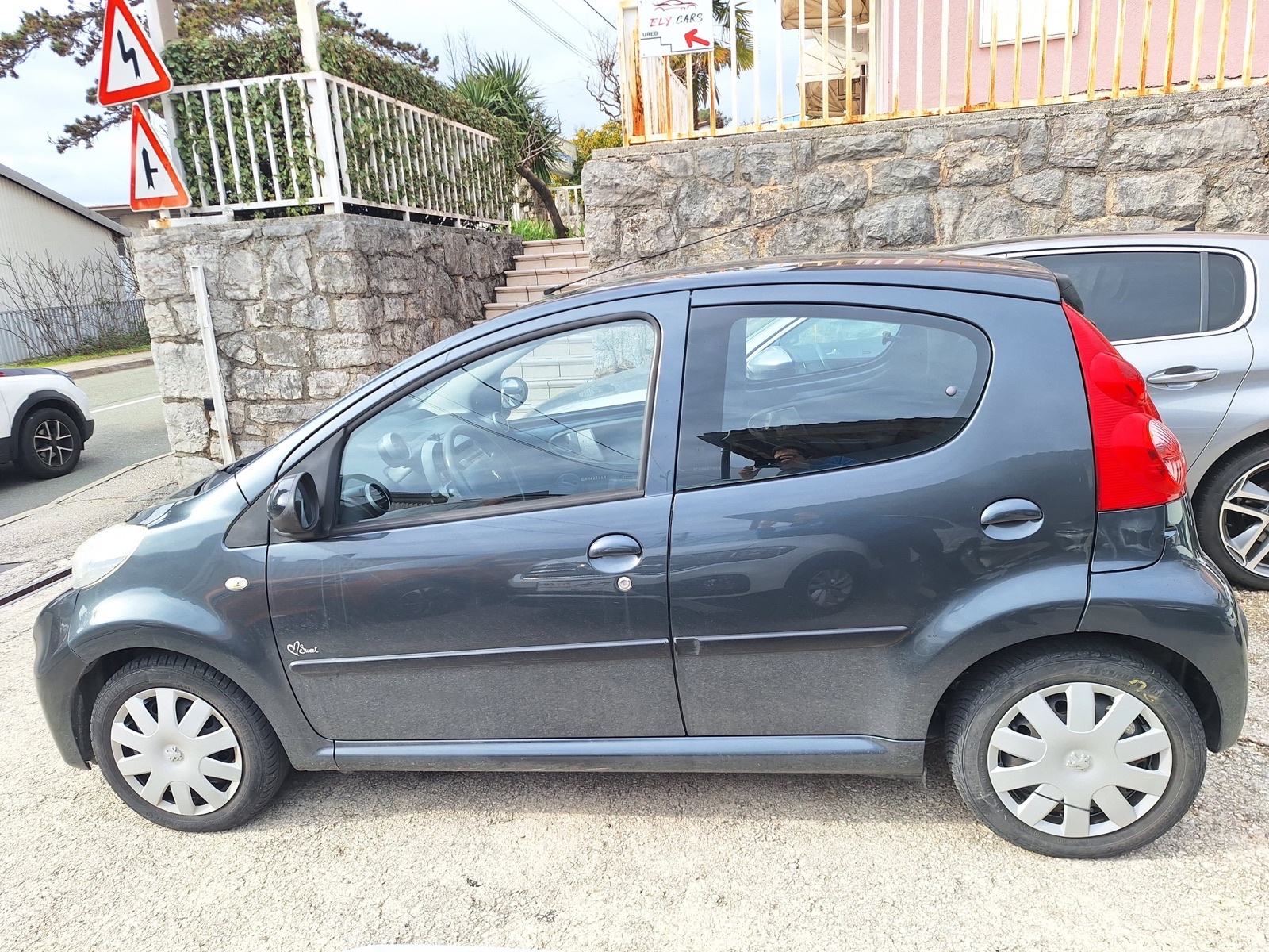 Peugeot 107 1,0 automatik ‼️94.000 KM. AKCIJA, fotografija 9