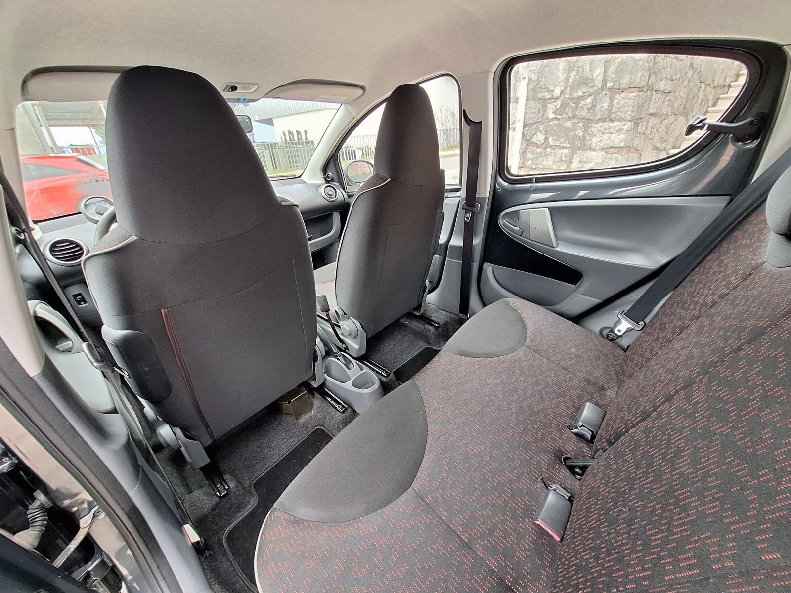 Peugeot 107 1,0 automatik ‼️94.000 KM. AKCIJA, fotografija 17