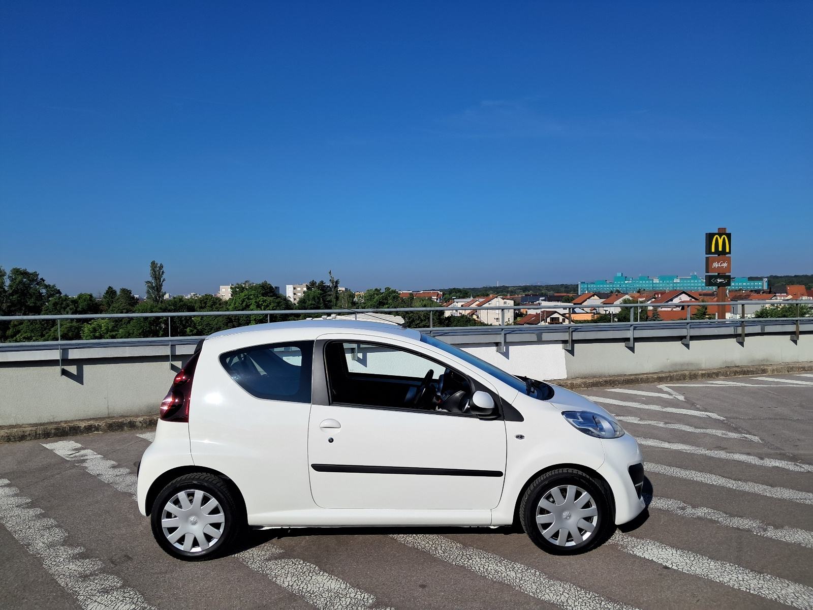 Peugeot 107 1,0 City Urban 2012 god.Klima, fotografija 13