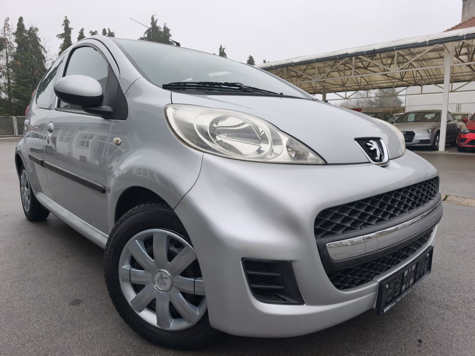 Peugeot 107 1,0 KLIMA, fotografija 2